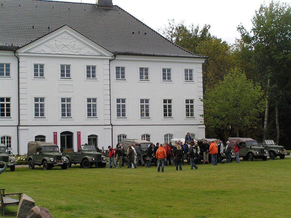 فندق Schlossgut Groß Schwansee المظهر الخارجي الصورة