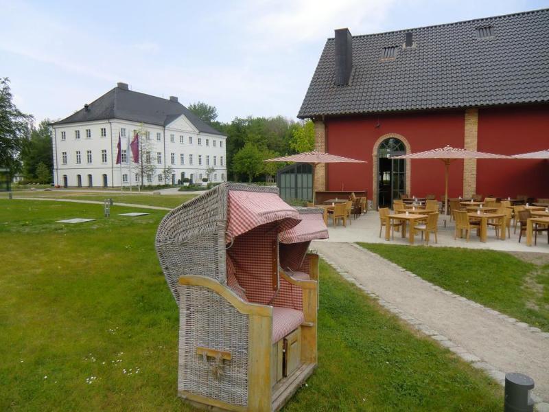 فندق Schlossgut Groß Schwansee المظهر الخارجي الصورة